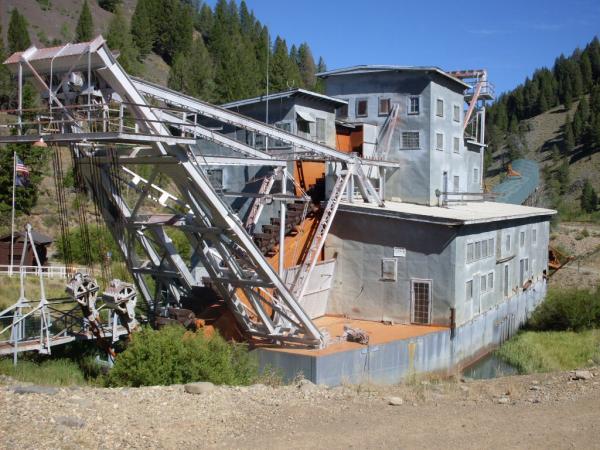 Creative Jump-In: Drawing From Our Mining Heritage with Bob Dix
